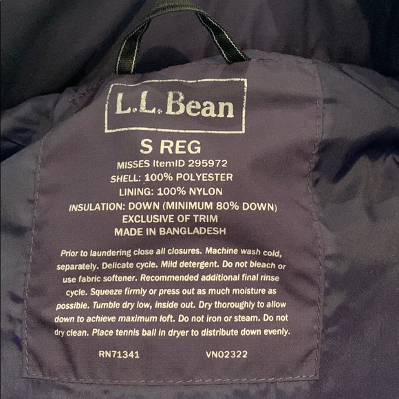 L.L. Bean trail model navy down vest (size small) - Picture 6 of 8